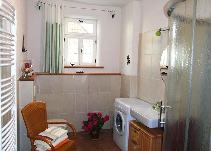 Daire Historisches Fachwerk-ferienhaus Mit Weinkeller Und Garten, Gute Lage